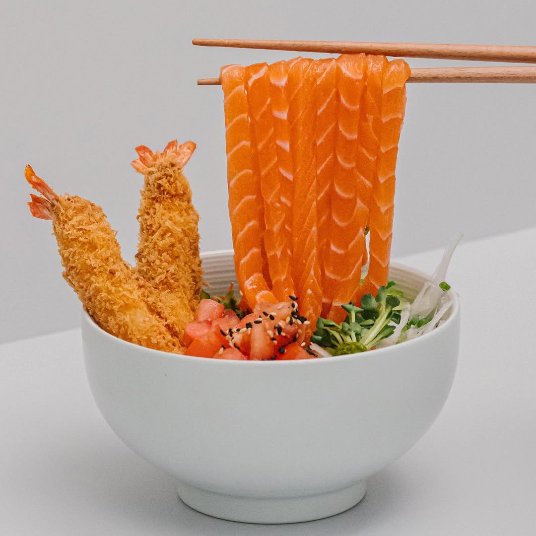 【延南洞餐廳】鮭魚冷麵、炙燒鮭魚拼盤，還有超鮮海鮮鍋！